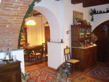 Szálloda Paradiso 2*