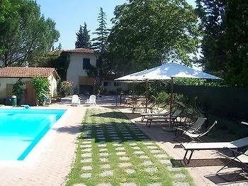 Szálloda Paradiso 2*