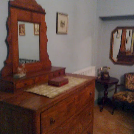 Szálloda Paradiso 2*